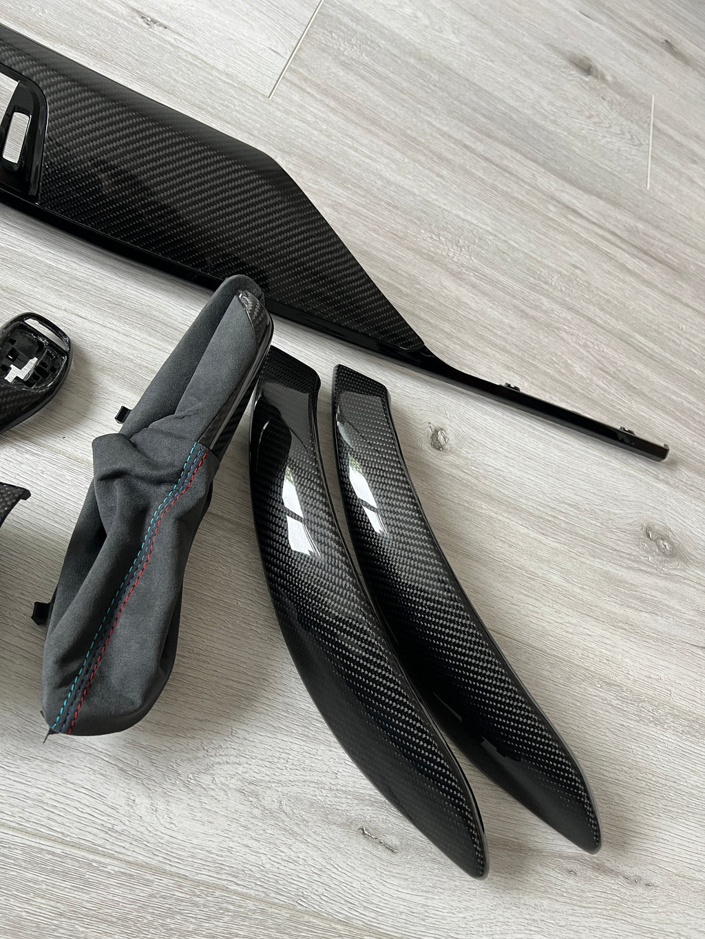 BMW F30 F31 F32 F36 Carbon Interieurleisten ähnlich wie M4 F82