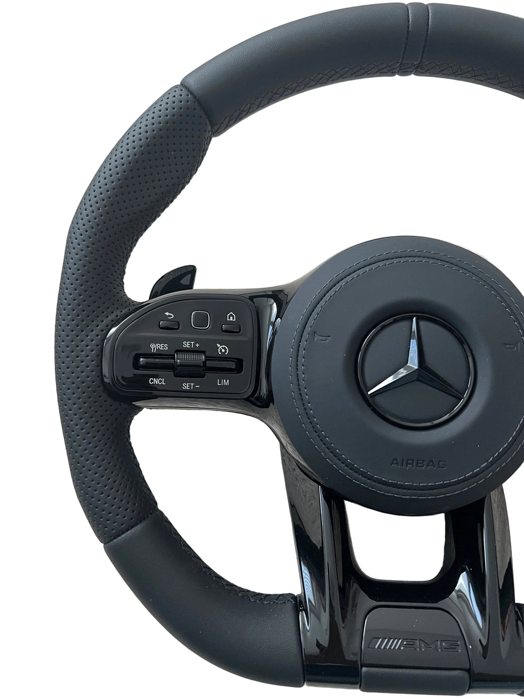 Mercedes AMG Lenkrad all black