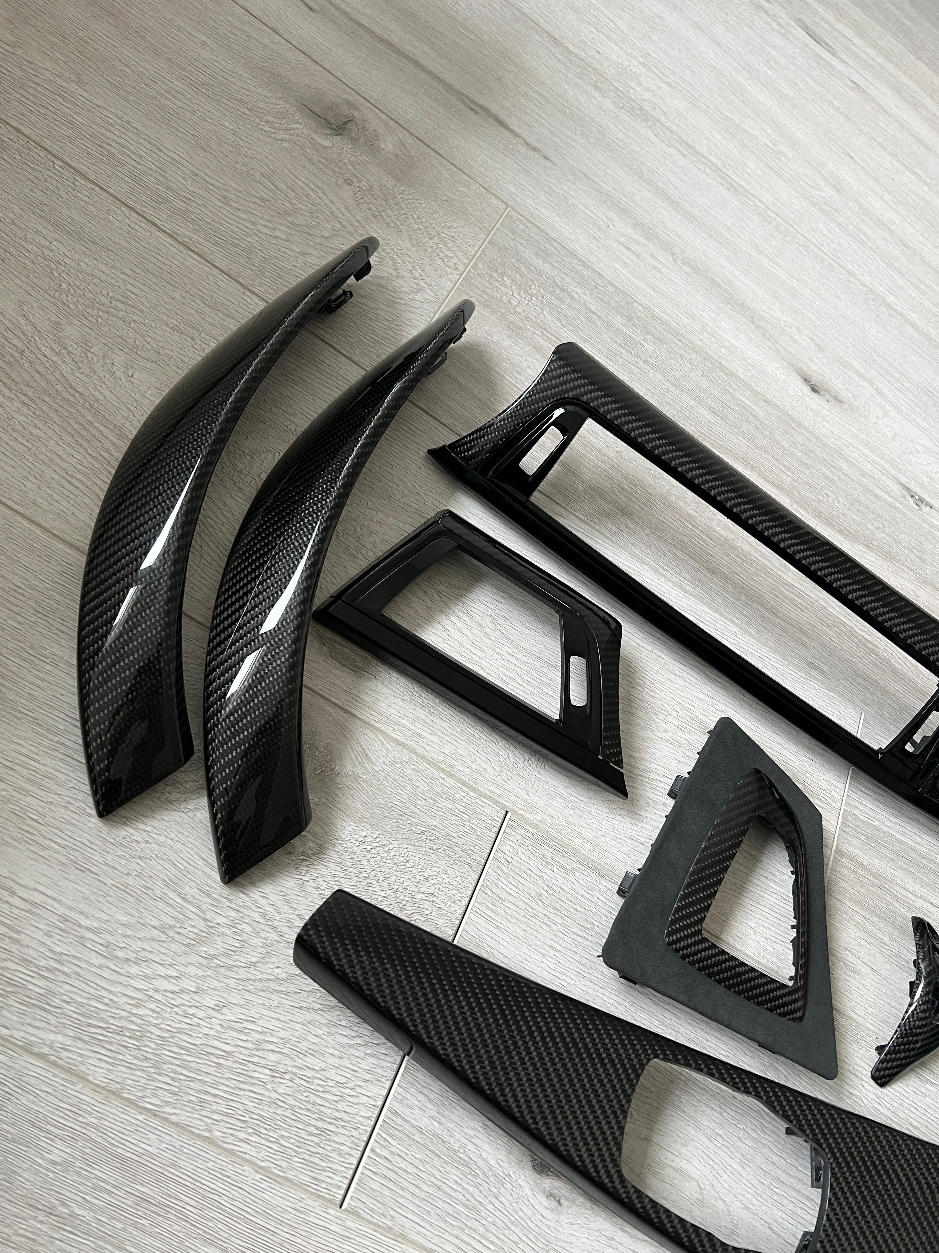 BMW F30 F31 F32 F36 Carbon Interieurleisten ähnlich wie M4 F82