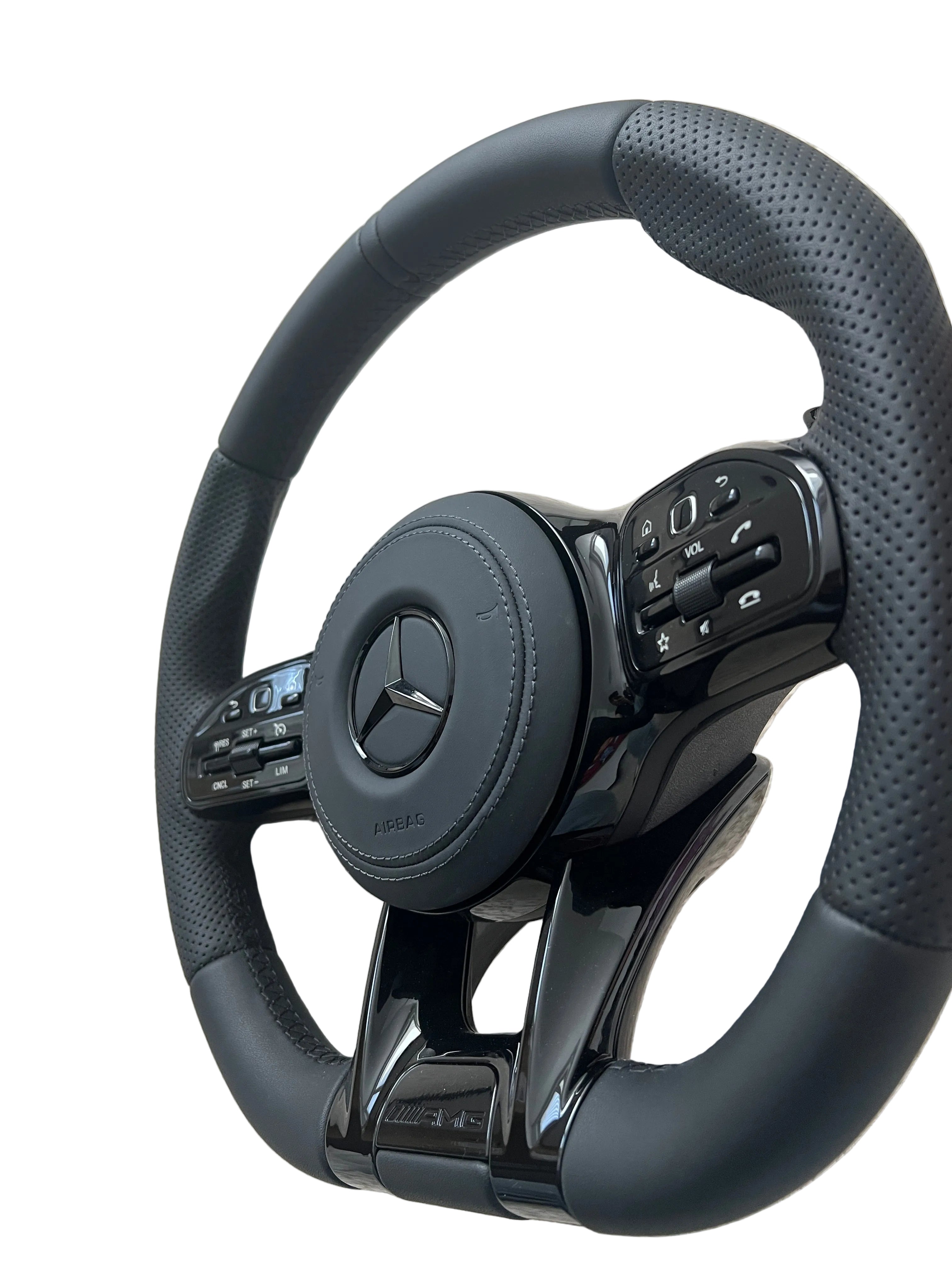 Mercedes AMG Lenkrad all black